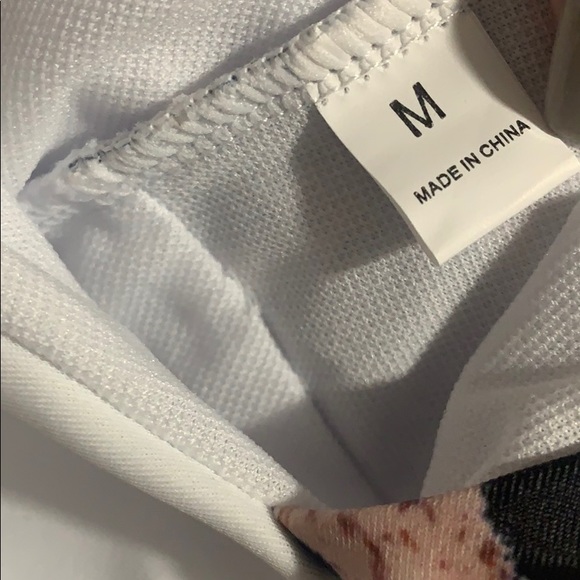 Monokini - Picture 5 of 5